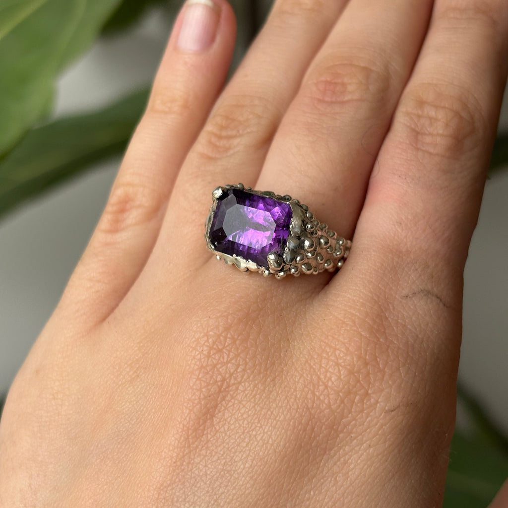 Amethyst Bubble Ring - Size 12