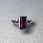 Garnet - size 6